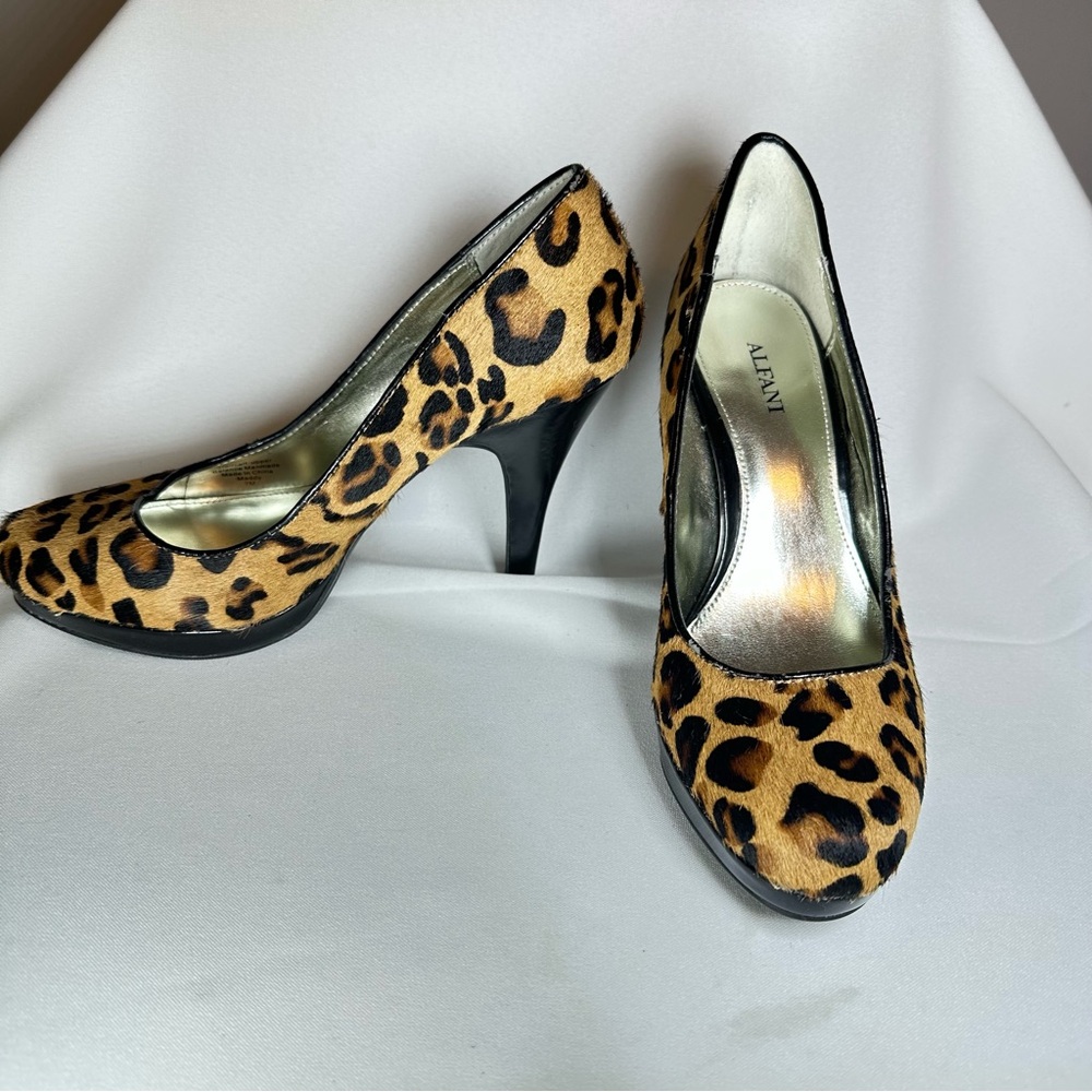 Alfani Maddie Leopard Print Women's Round Toe .5” Platform 4” Heels Sz 7
